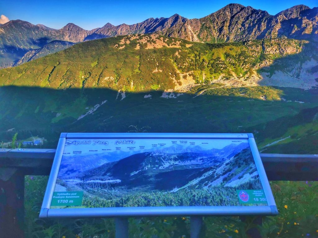 Taras widokowy pod Przednim Salatynem - Tatry słowackie, panorama, tablica