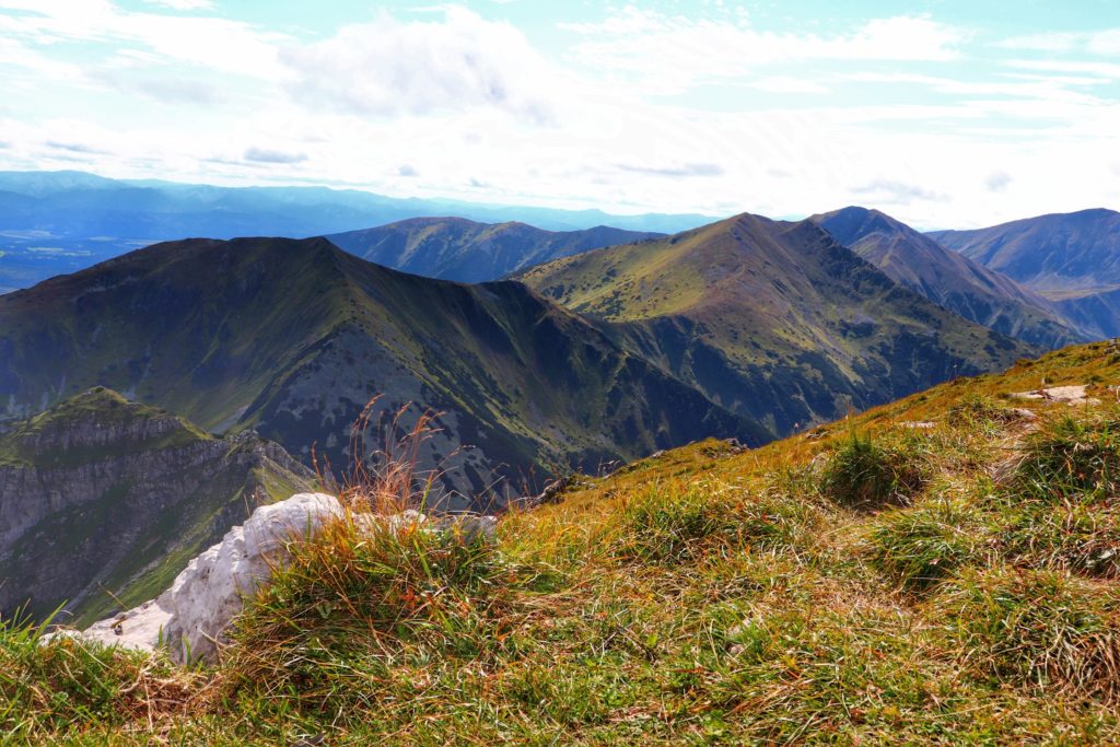 Tatrzańskie szczyty widziane z Czerwonych Wierchów - Ciemniak