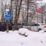 Lipnik Leśniczówka parking leśny na szlaku niebieskim na Gaiki, Obszar Natura 2000 Beskid Mały