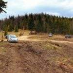 Przełęcz Klekociny miejsce postoju samochodów na zielonym szlaku