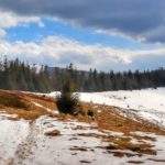 Wiosenny dzień, widok na Halę Kamińskiego, chwilowe przejaśnienie