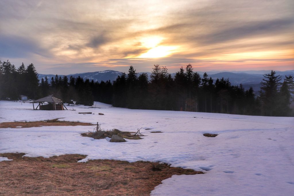 Krajobraz górski o zachodzie słońca - Krawców Wierch, zima