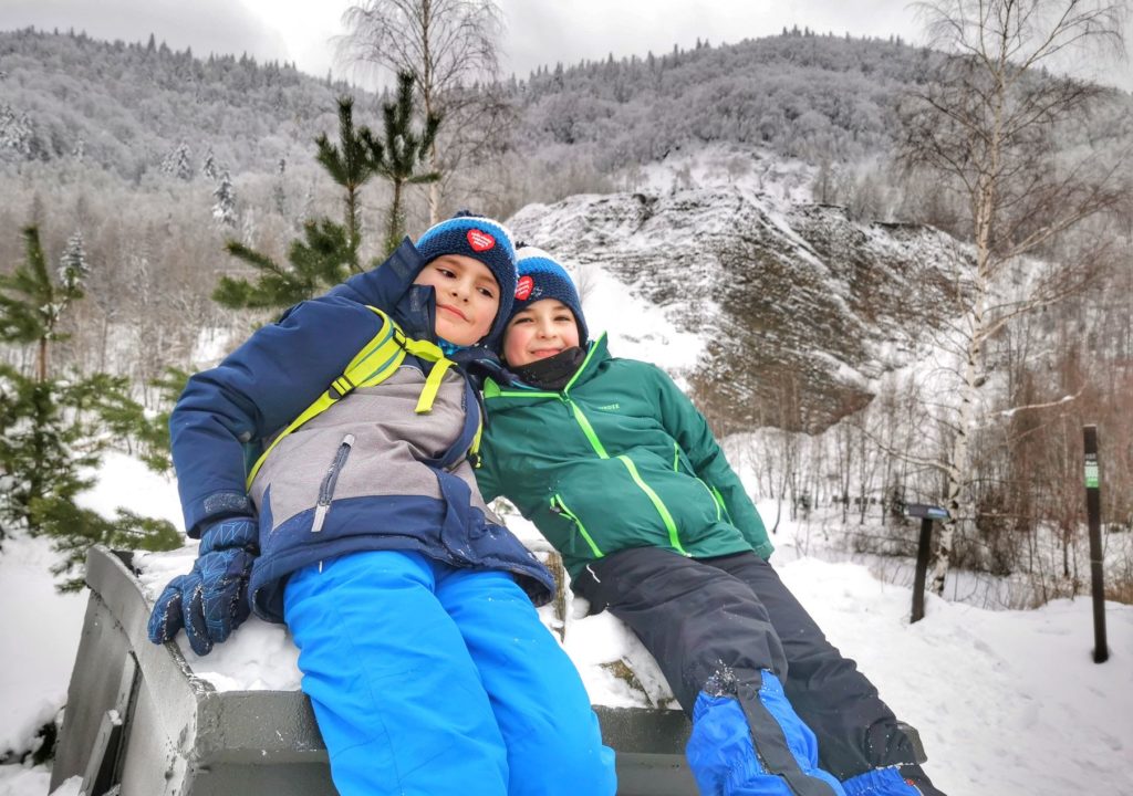 Uśmiechnięte dzieci, Kamieniołom w Kozach - zima
