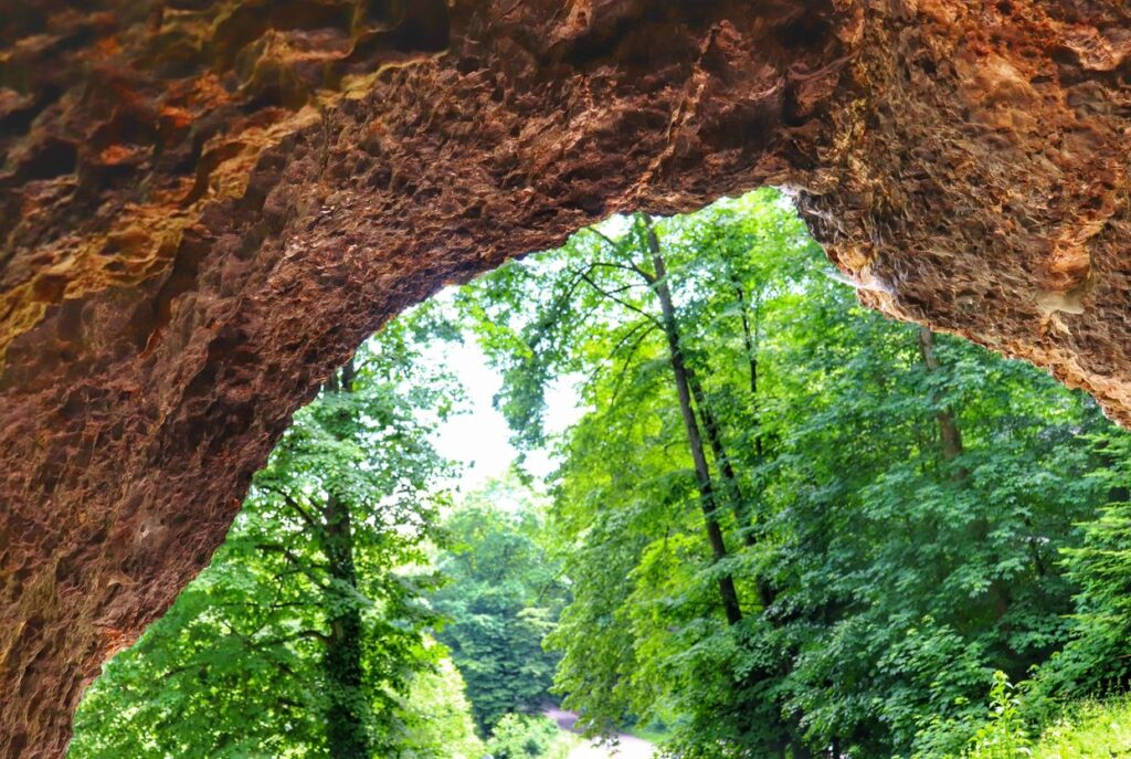 Jaskinia Krowia, Ojcowski Park Narodowy