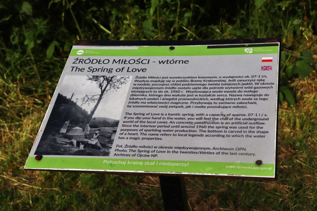 Tablica informacyjna - Źródło Miłości w Ojcowskim Parku Narodowym