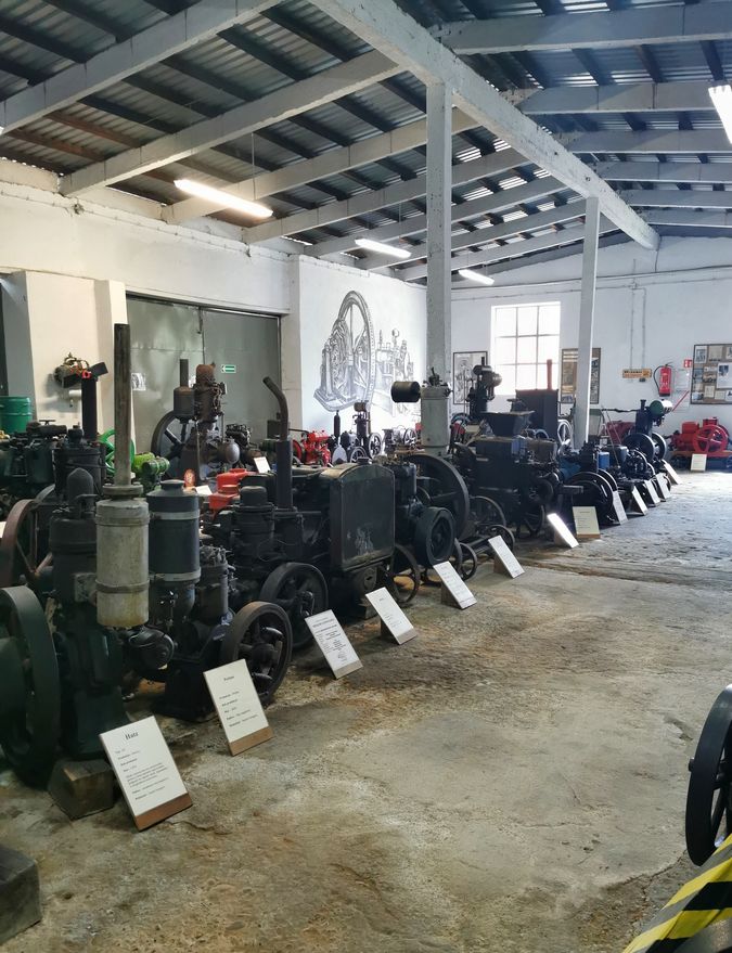 Muzeum Silników Stacjonarnych i Techniki Rolniczej w Konieczkowej, eksponaty