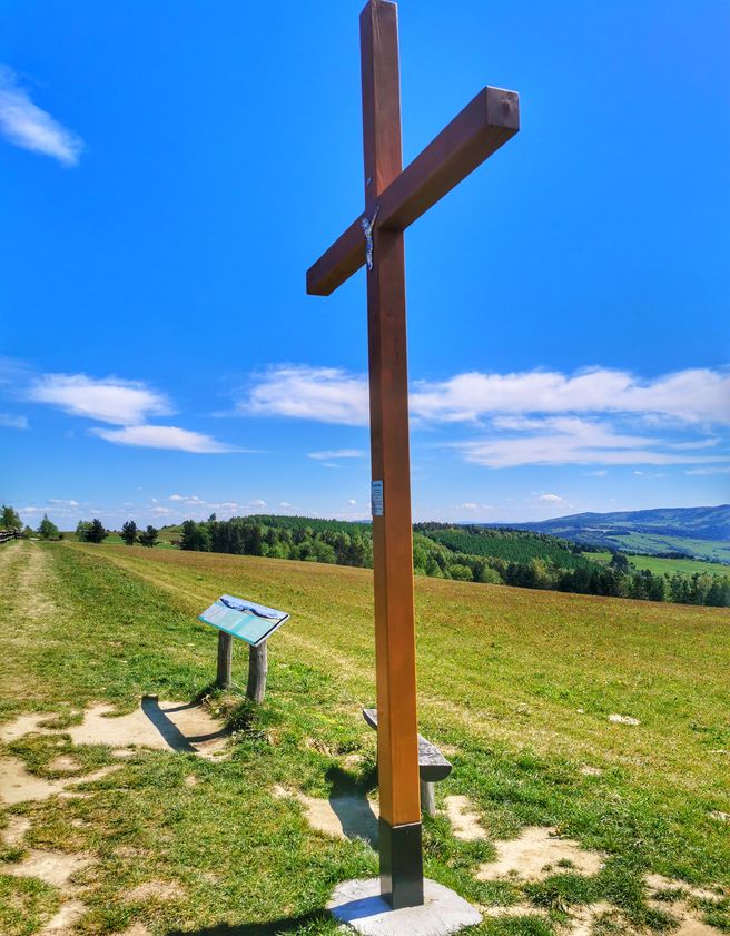 Drewniany krzyż, Przymiarki, Beskid Niski