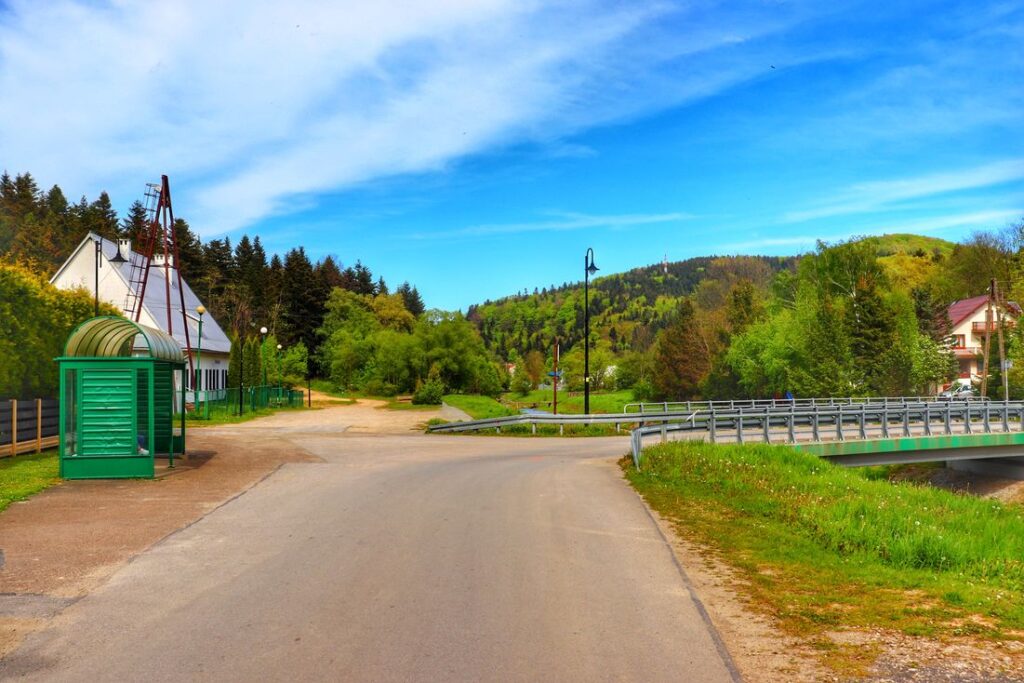 Ulica, okolica Pijalni w Rymanowie-Zdroju