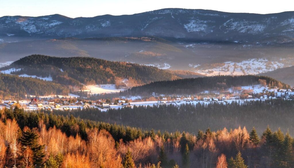 Krajobraz górski, Wieża widokowa w Stryszawie, Beskidzki Raj