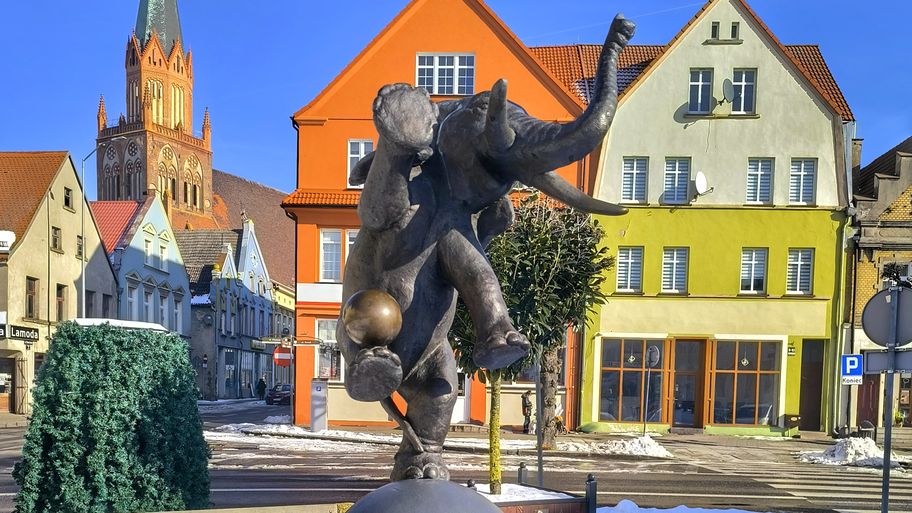 Trzebiatów atrakcje – Szlak Słonia w Trzebiatowie