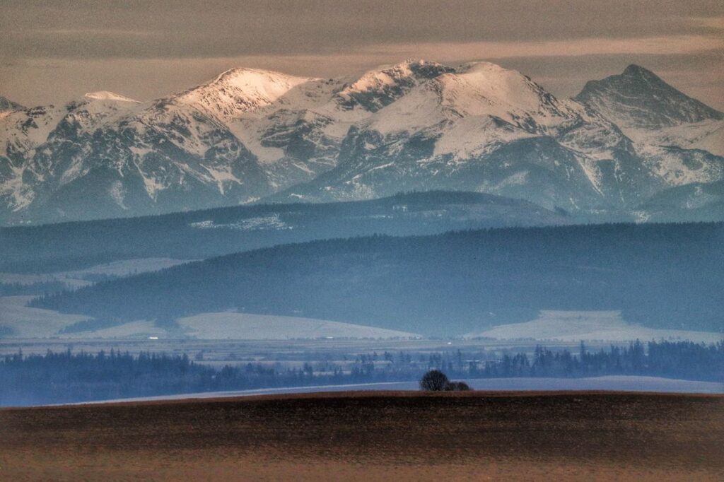 ŻUBROHŁAWA, WIDOK NA TATRY