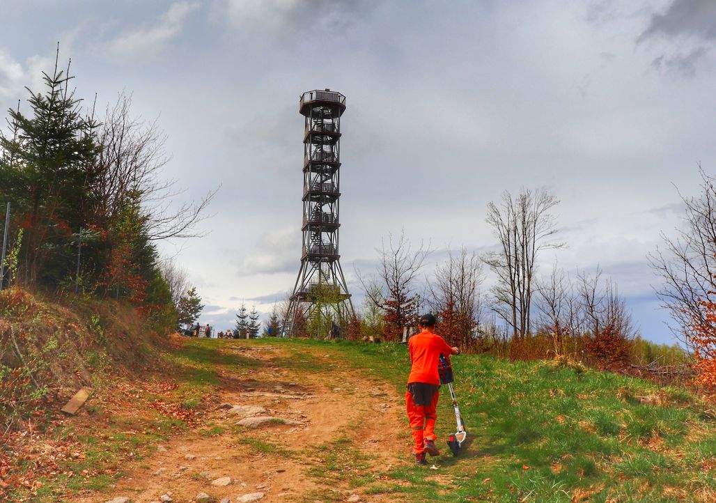 Dziecko, wieża widokowa Feistův kopec w Czechach