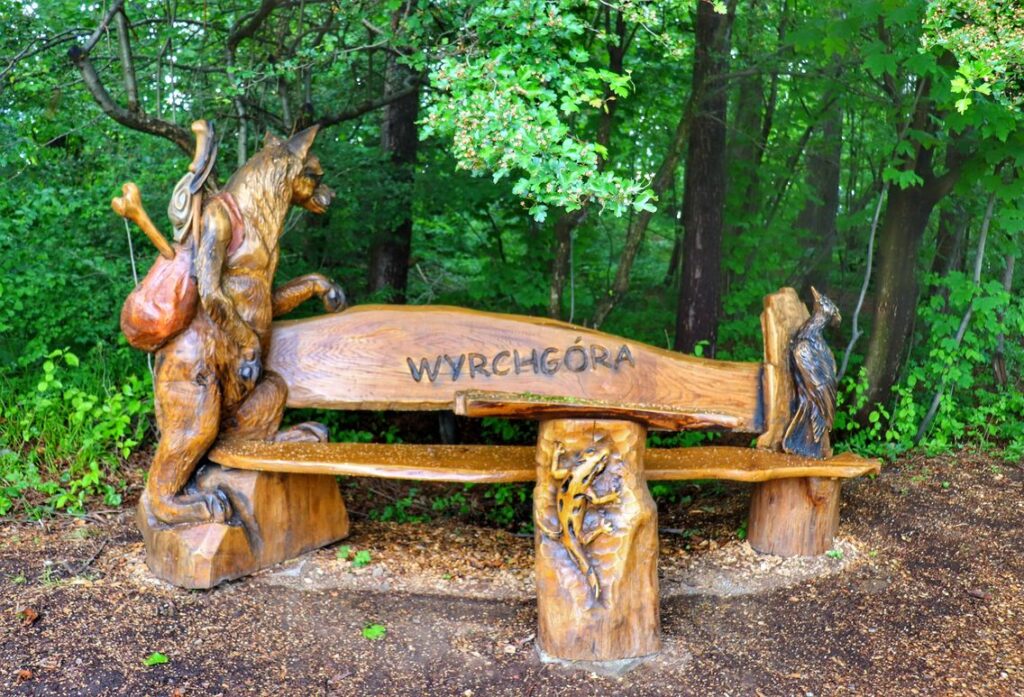 Goleszów - Wyrchgóra ławeczka - drewniana, rzeźbiona