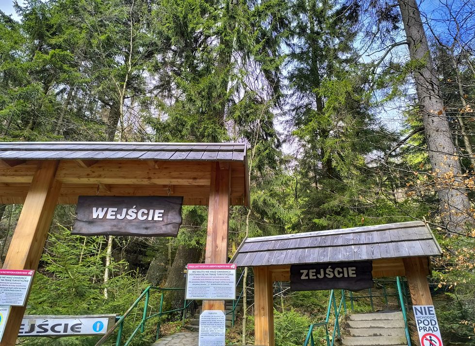 Wejście i zejście - trasa turystyczna Szczeliniec Wielki