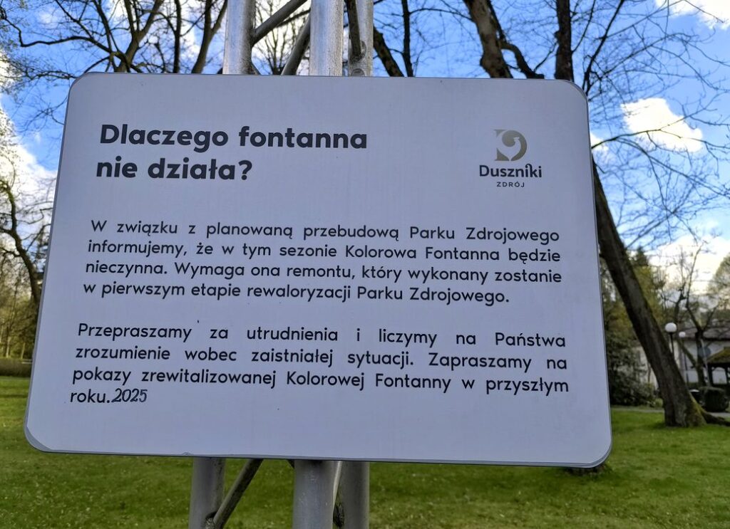 Biała tablica, dlaczego fontanna nie działa - Kolorowa Fontanna - Duszniki Zdrój