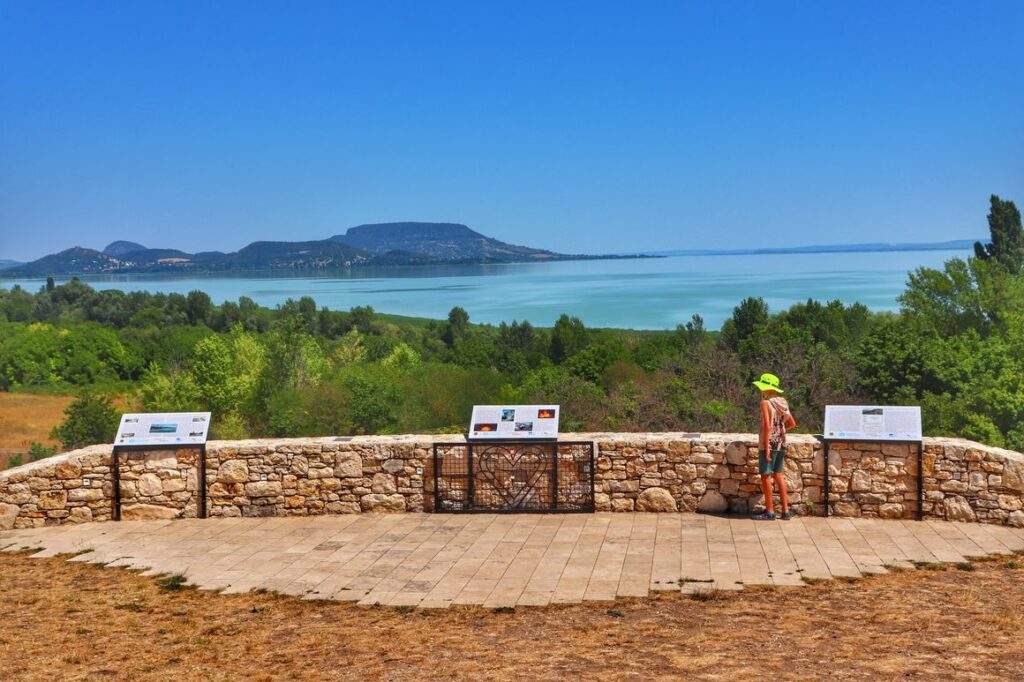 Dziecko, Balatongyörök punkt widokowy Szépkilátó - Balaton, Węgry