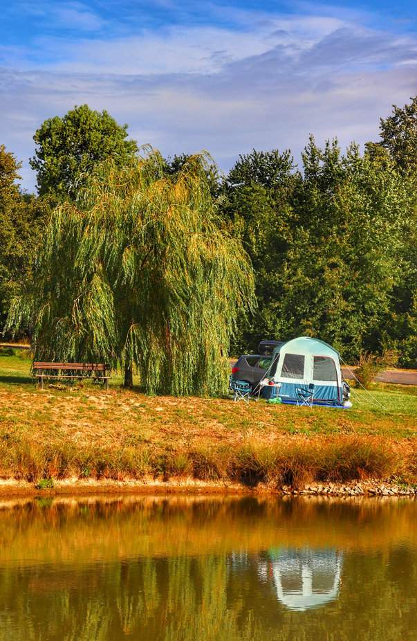 Namiot, Stawem Hetlik - Skuteč