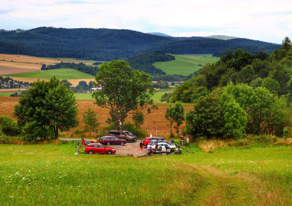 Parking Pod Granicznym Wierchem (Pod Hraničnm vrchem) w Czechach
