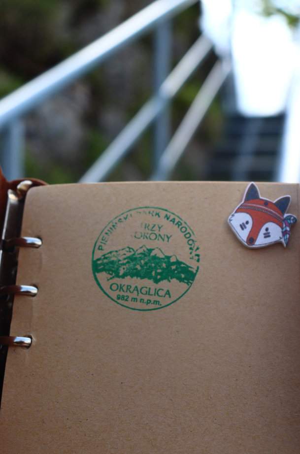 Tradycyjna pieczątka – szczyt Trzy Korony (Okrąglica) w Pieninach