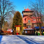 Chata Prašivá (Schronisko Praszywa) w Beskidzie Morawsko-Śląskim – czerwony szlak z Ligoty Górnej