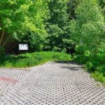 Parking przy Suchogórskim Labiryncie Skalnym w Bytomiu