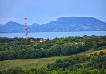 Balatonberény wieża widokowa – Somoshegyi kilátó